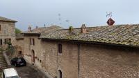 San%20Gimignano%20rooftops.jpg