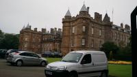 Palace%20at%20Holyroodhouse%20-%20Edinburgh.jpg